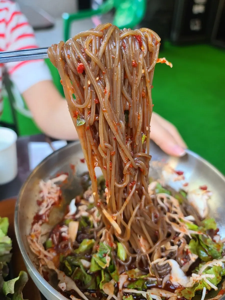 A bowl of tangy-sweet makguksu noodles