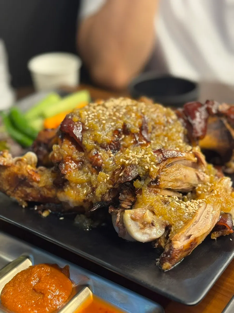 족발과 곁들이는 시원한 콩나물국