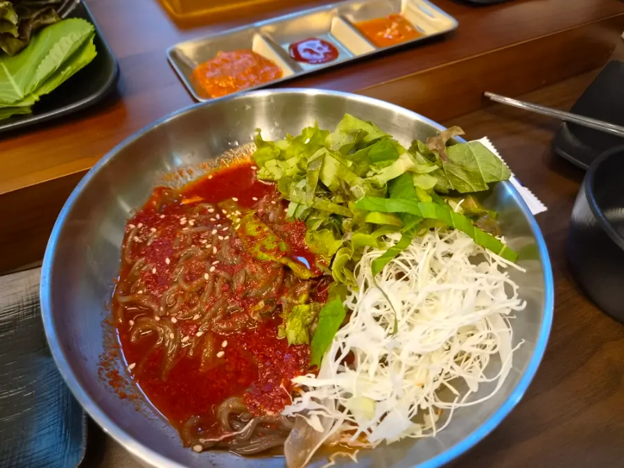 바베큐 양념구이 접시