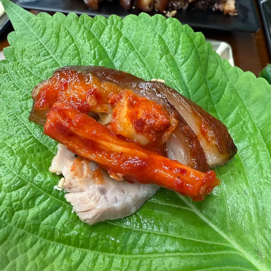 퍽퍽살 없이 야들야들한 족발 살코기