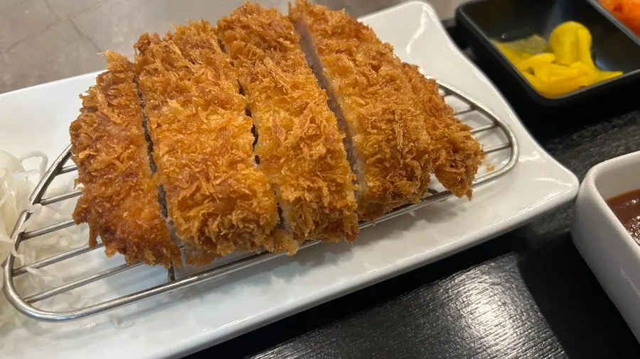미니 오이비빔 메밀 돈까츠세트 전체 상차림