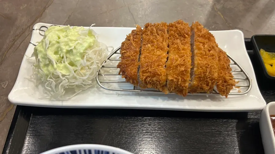 2차 숙성 수제 등심 돈까츠 단면