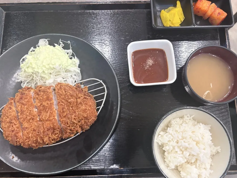 청담까츠 수제 숙성 등심 돈가스 한 상