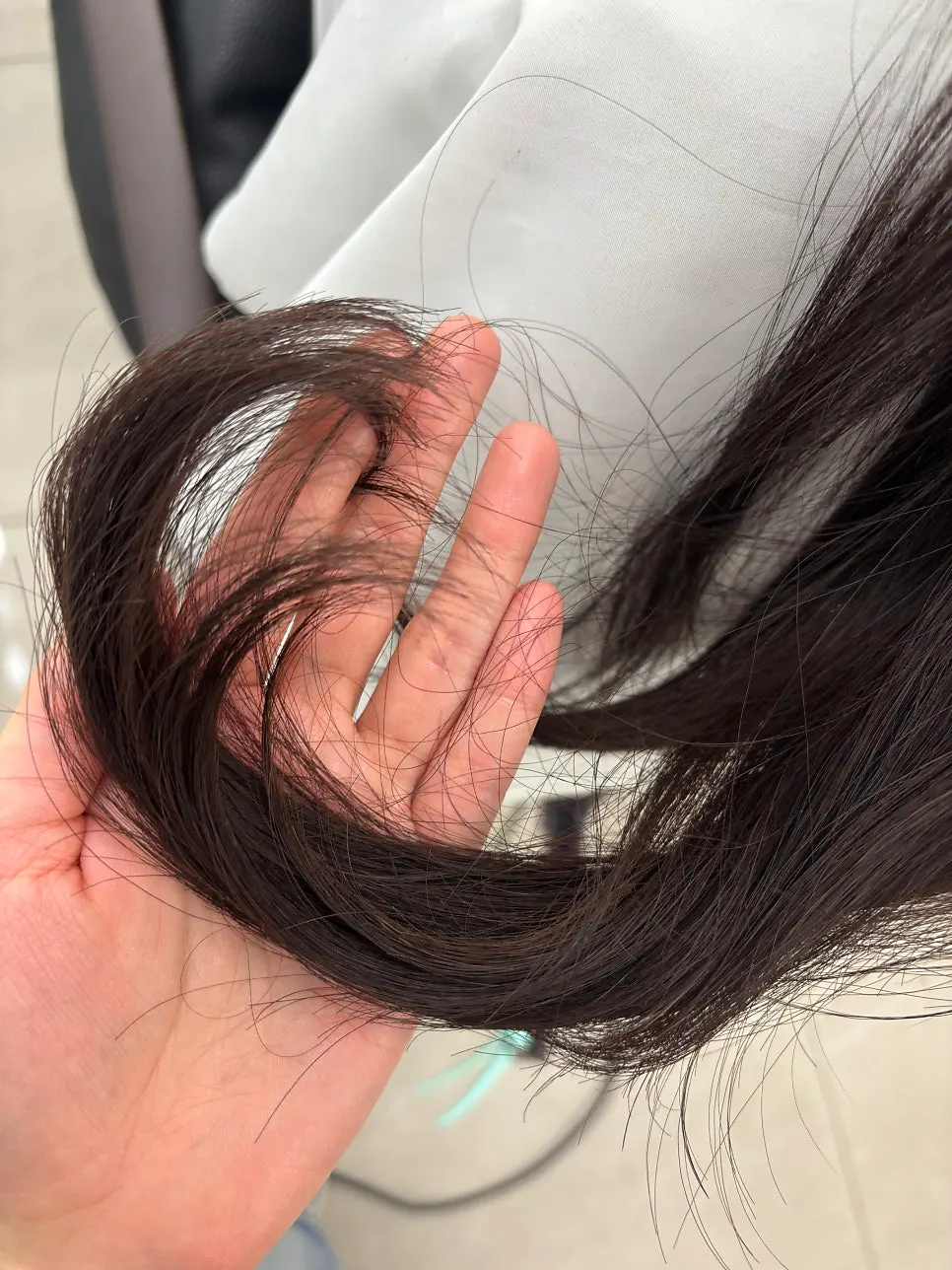 Perbandingan sebelum dan sesudah keratin clinic untuk rambut rusak