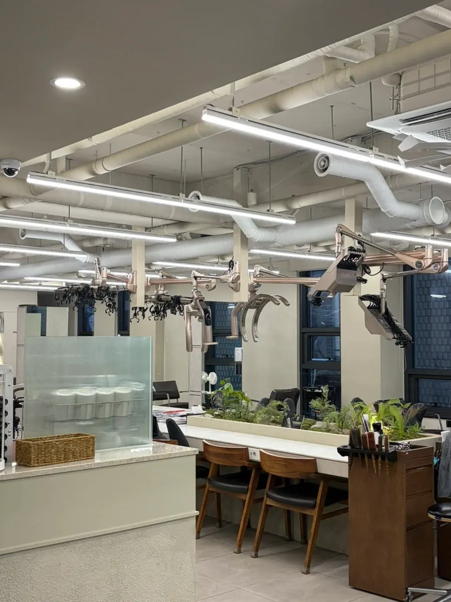 Waiting area at Beorn Hair Cheongdam
