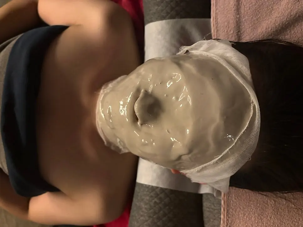 First photo from a Cheongdam skin care and lymphatic massage visit at Clermont Monde