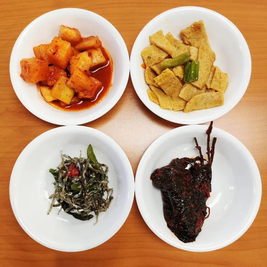 Four kinds of banchan at Bogi-o Boguk
