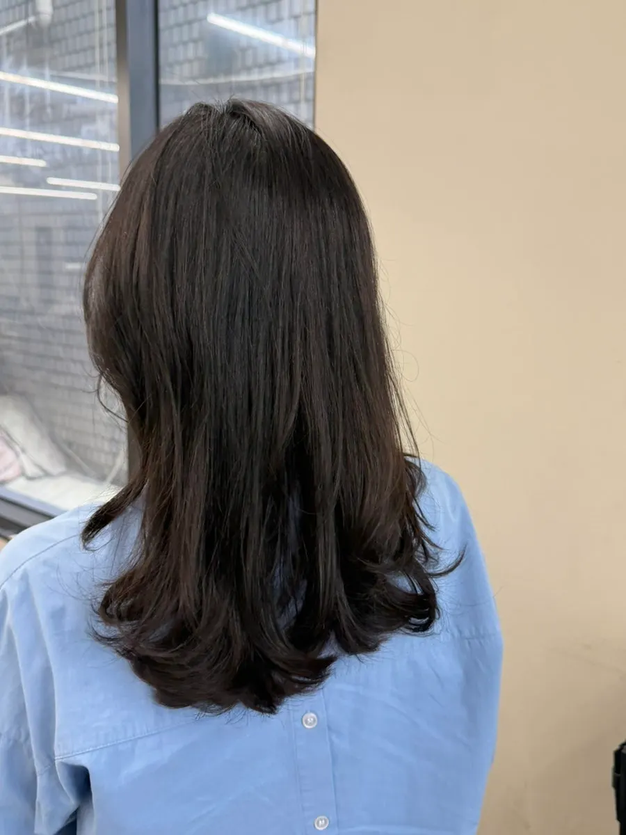 Hair during the magic setting perm treatment