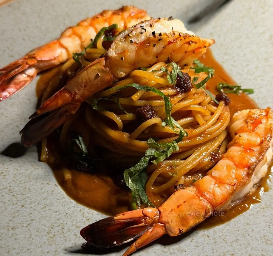 Neatly plated food at Osa Cheongdam