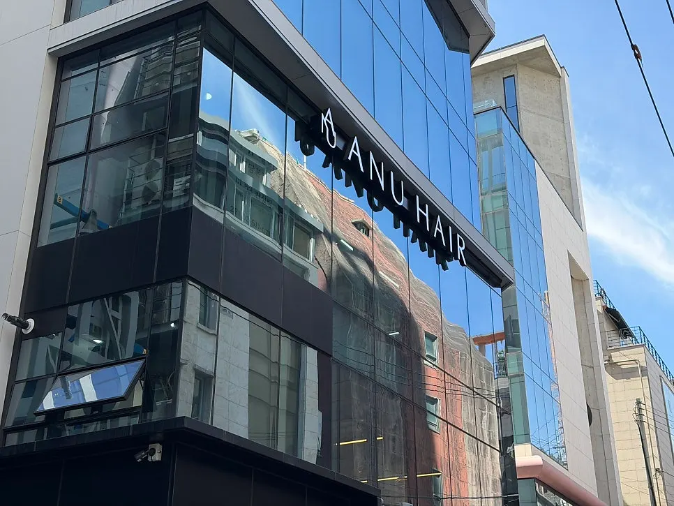 강남구청역 아뉴헤어 청담본점 매장 전경