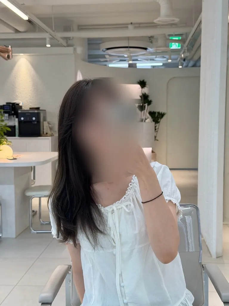염색 완성 후 전체 헤어 스타일