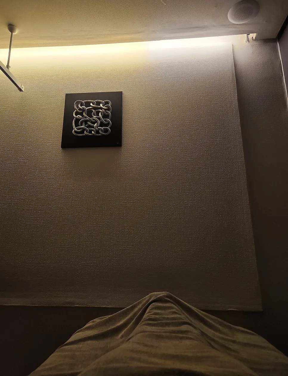 A 2-person treatment room