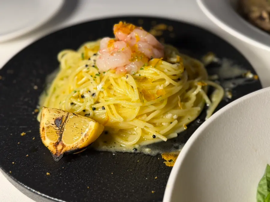 Butter pasta topped with sweet shrimp and fish roe