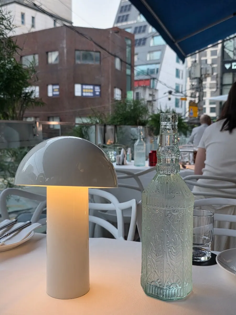 피플더테라스 실내 공간