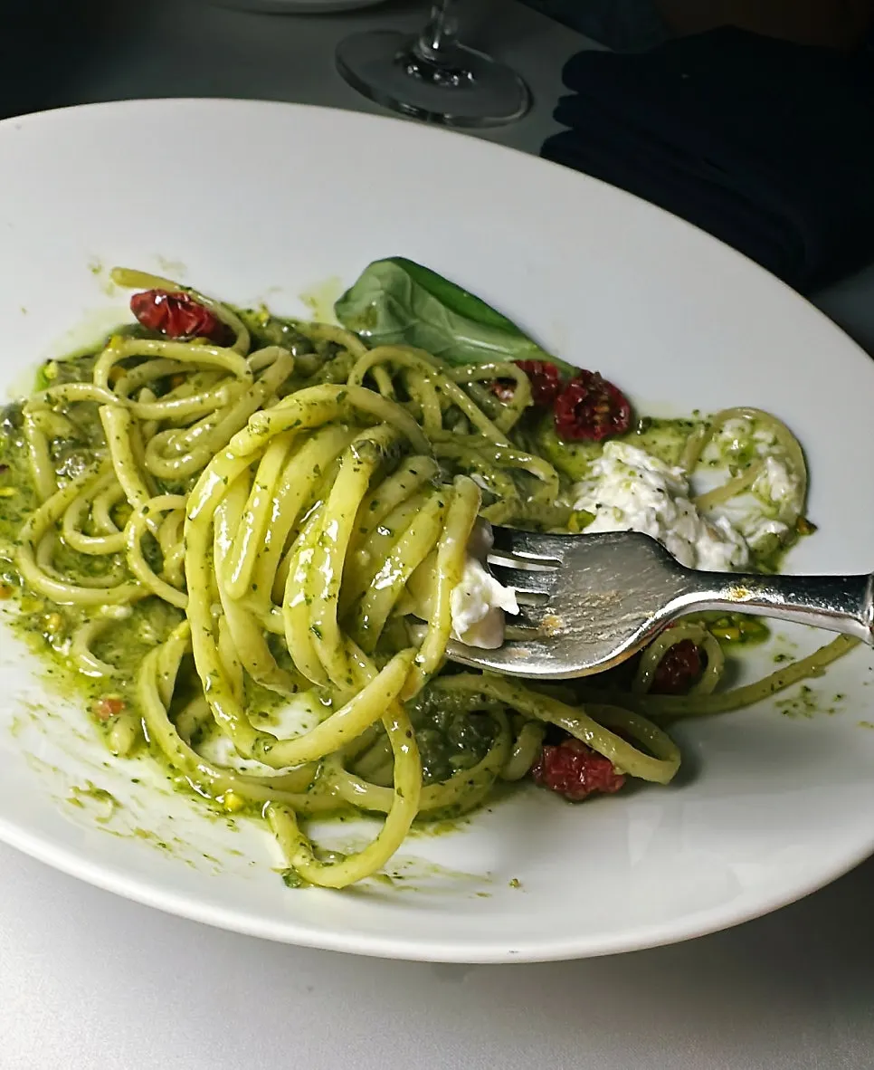 Burrata basil pesto pasta