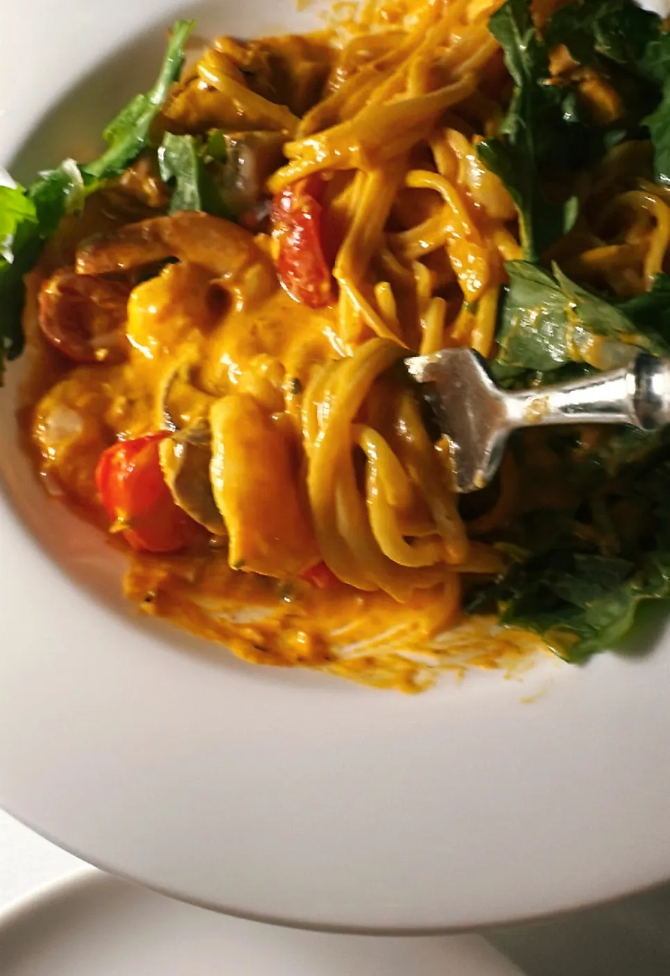 Shrimp rosé pasta that pairs with wine
