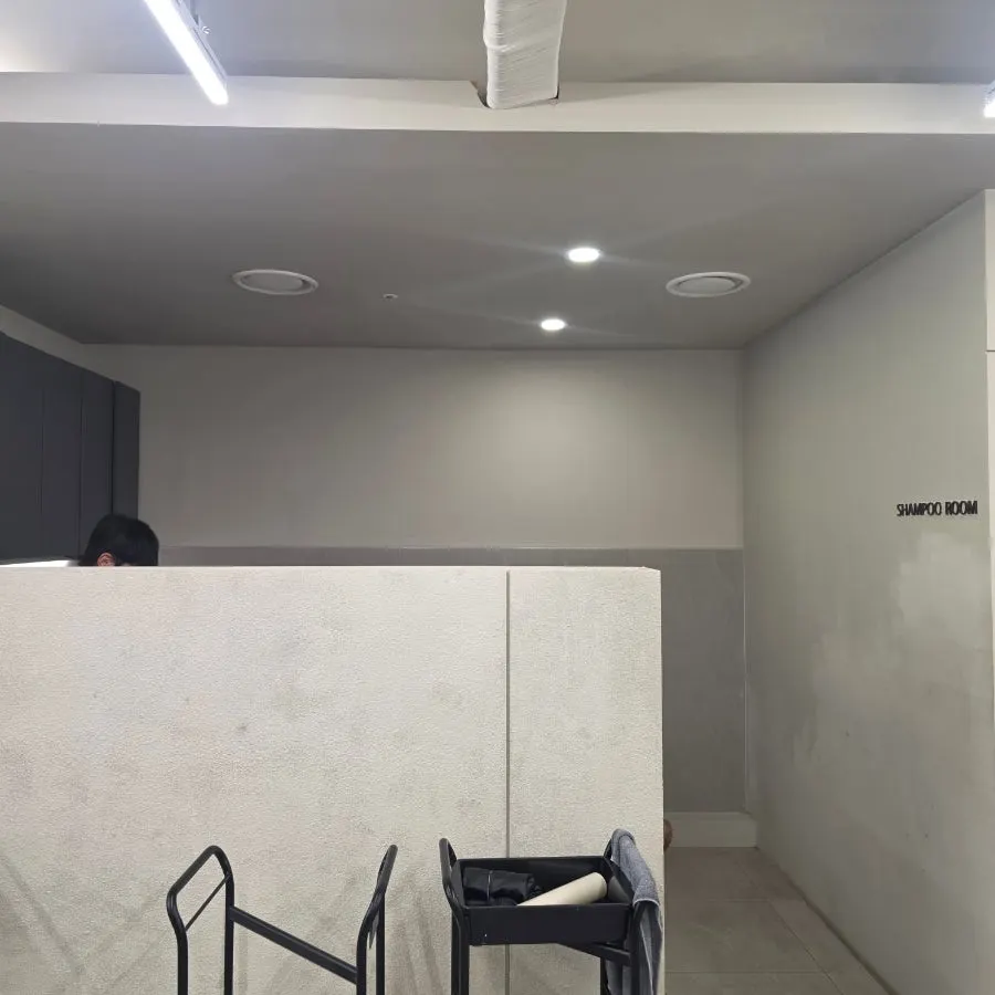 Hair salon space with a subtle pleasant fragrance