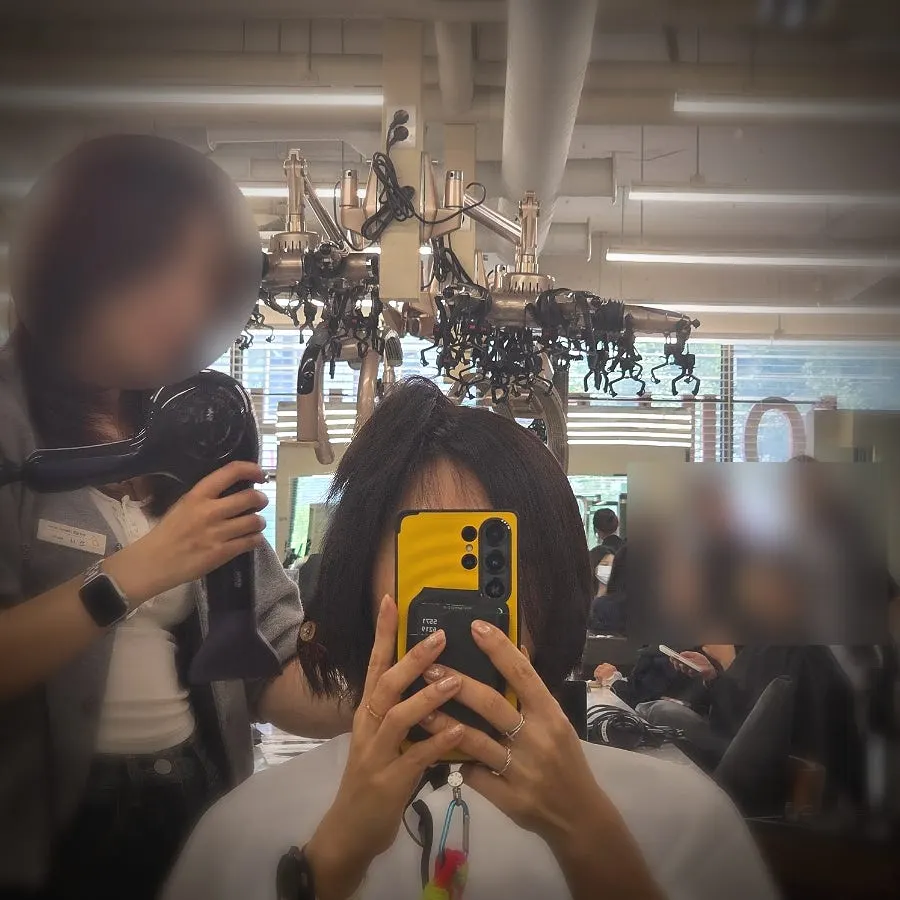 Shampoo-room care after hair coloring