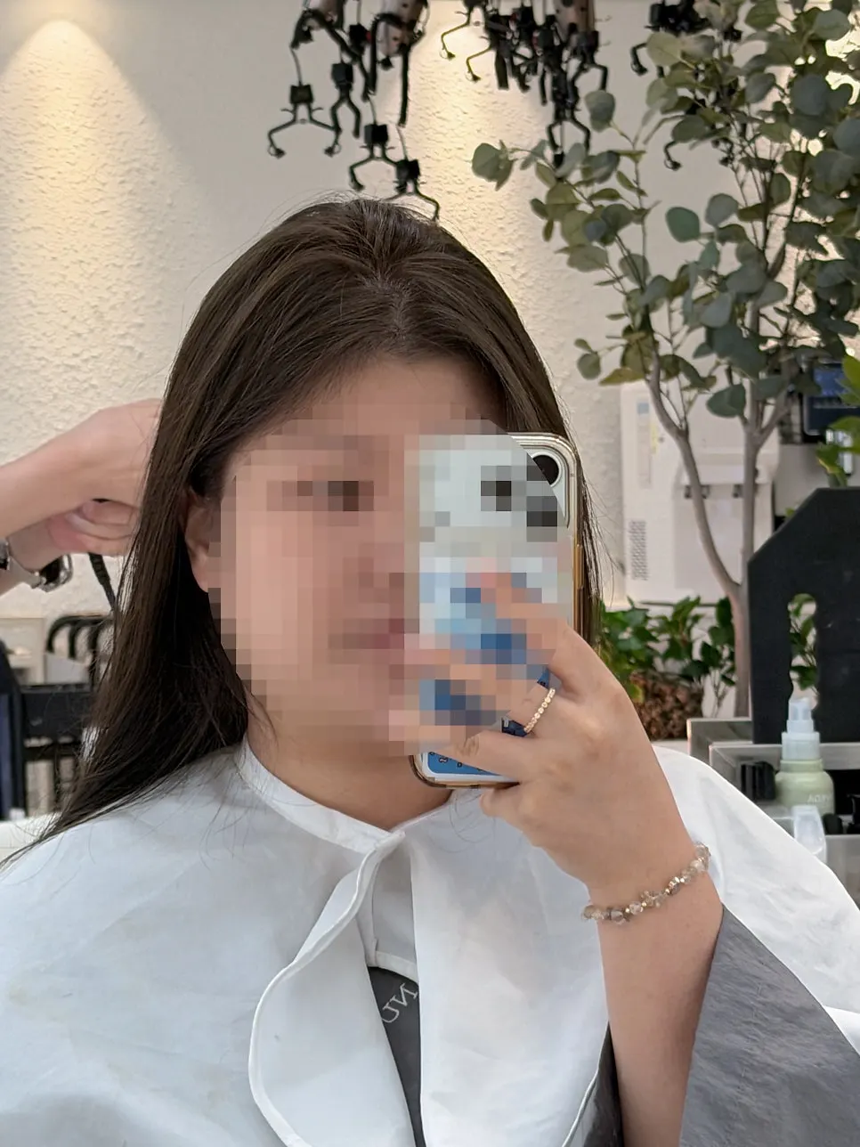 Checking the dye color after drying