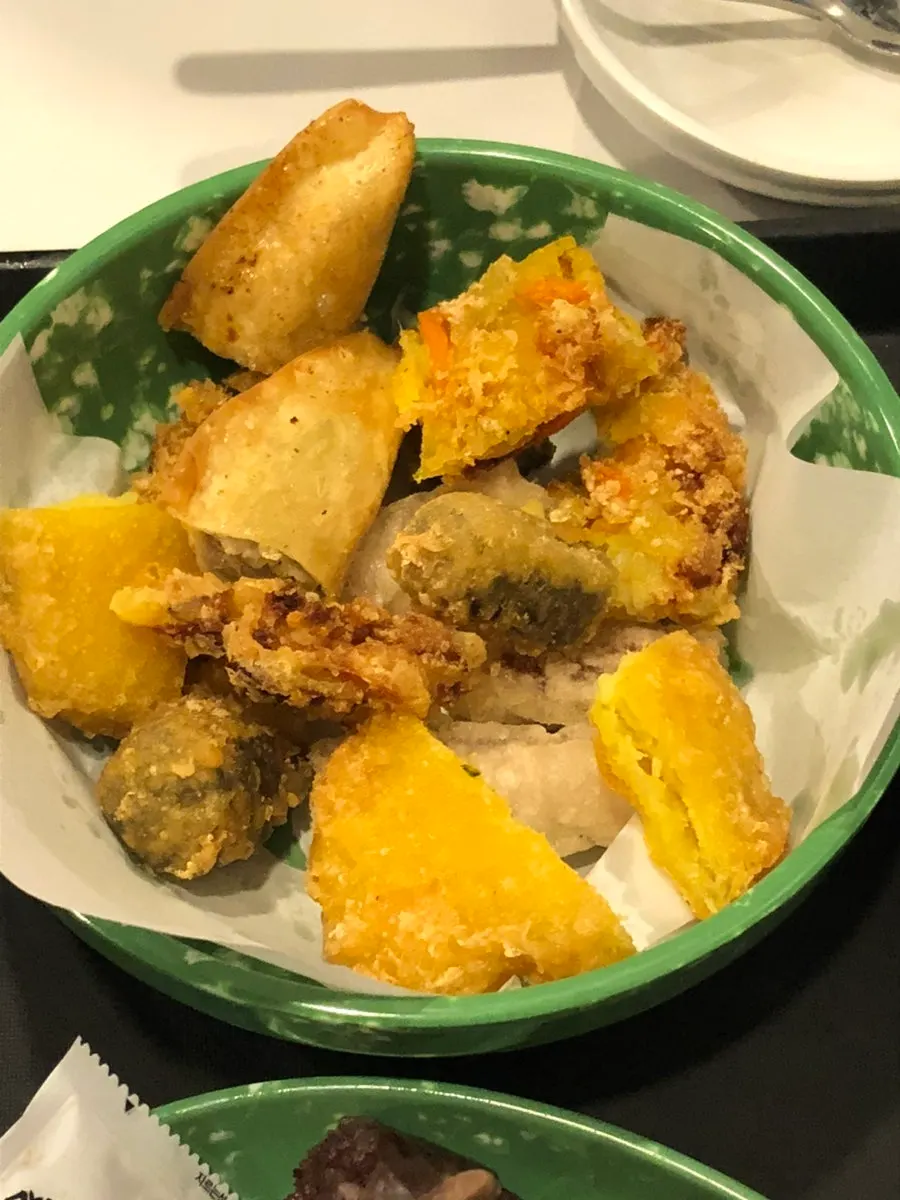 Assorted fried squid and gim-mari