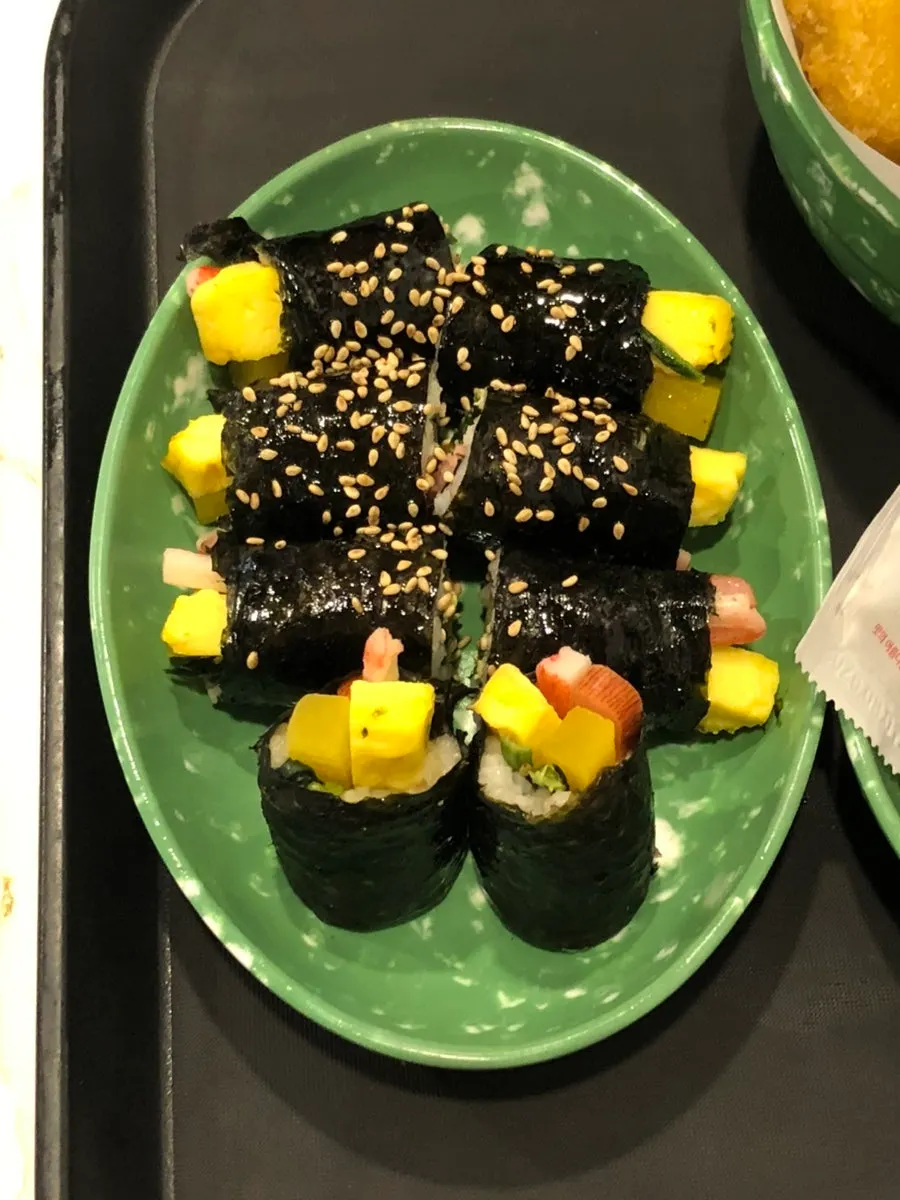 Bite-size mini gimbap with fillings