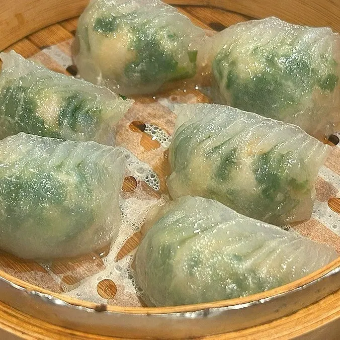 대나무 찜기에 담긴 수정달만두
