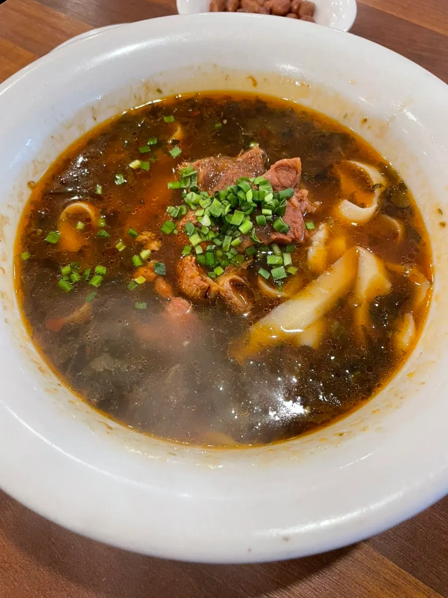 Vertical close-up photo of the rice bowl