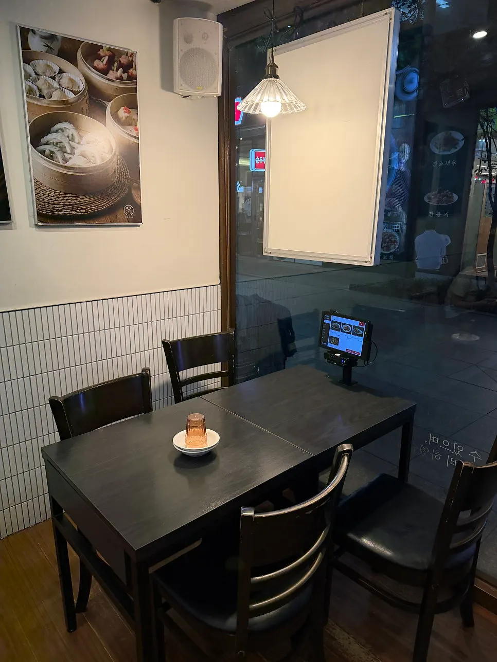 Seating good for office lunches and solo dining