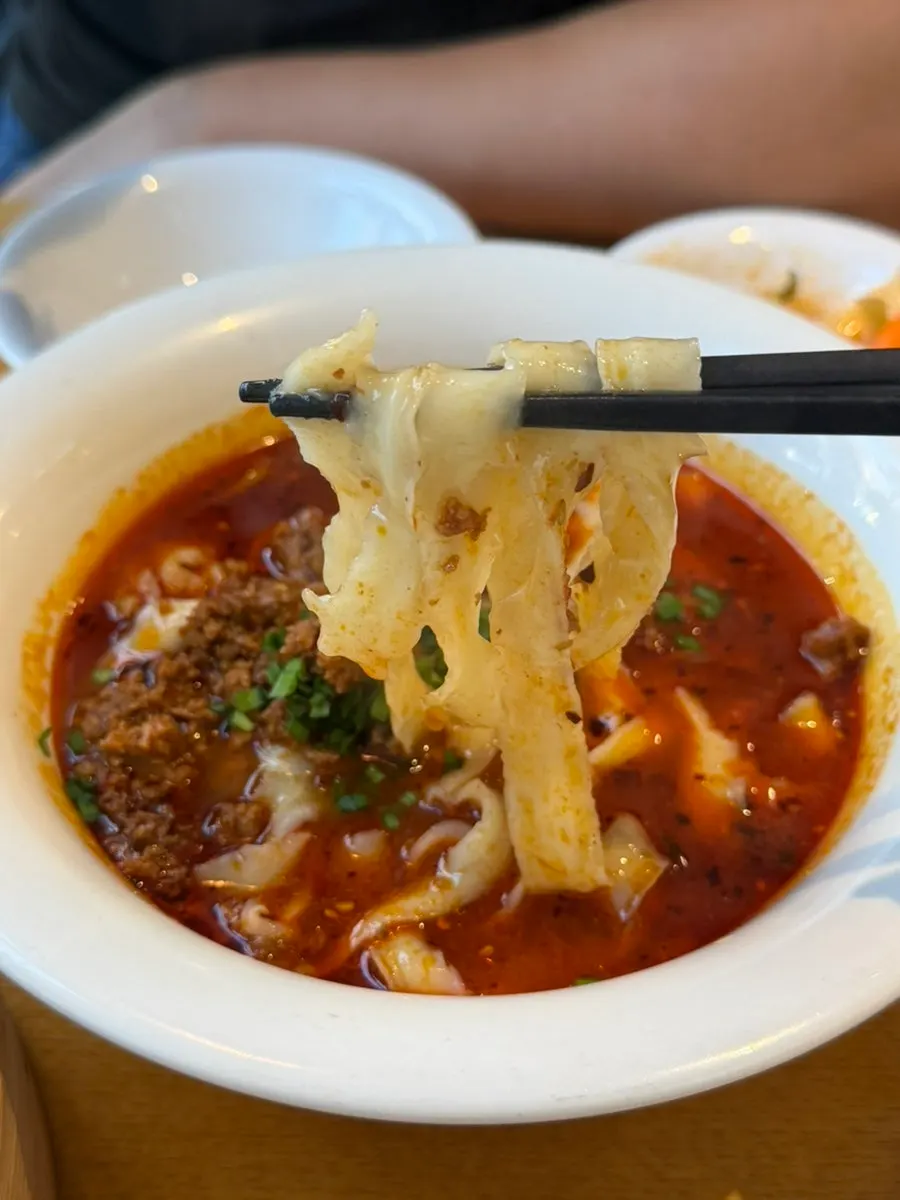 사천식 우육도삭면 한 그릇