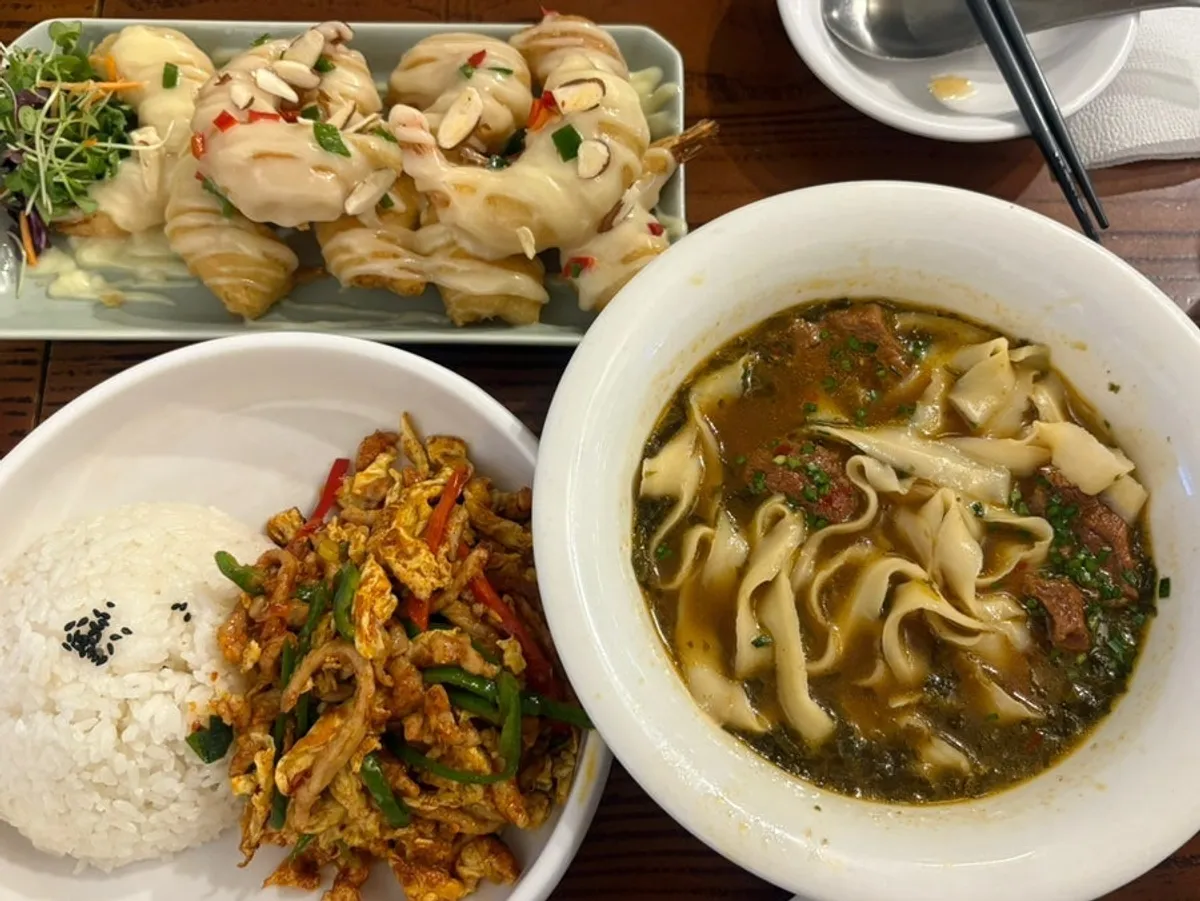 Main photo of Cheonghwawon Daehangno Branch