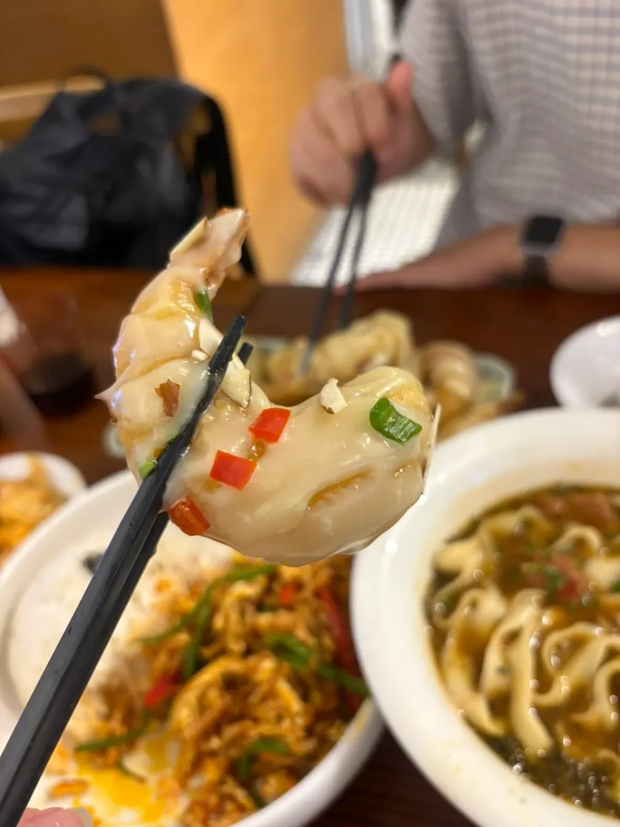 Cream shrimp topped with creamy sauce