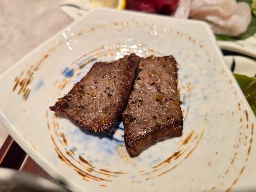 Wagyu skirt steak grill set spread