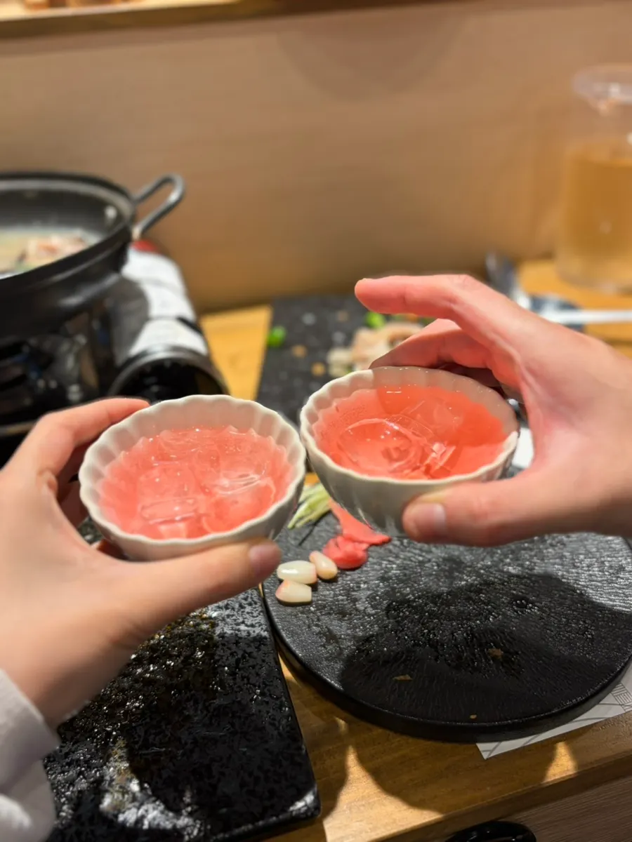 Red-vinegar ade to finish