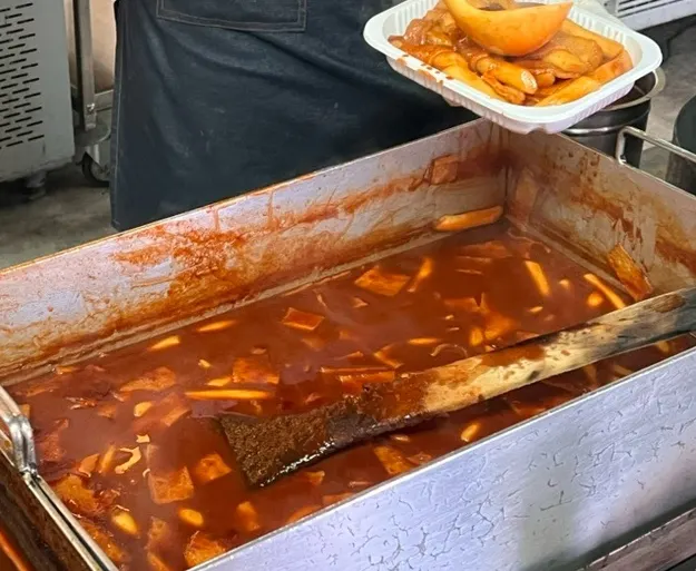 Regular fish cake and red fish cake