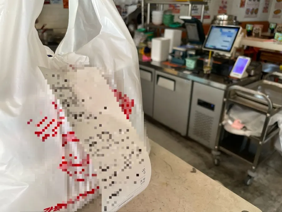 In-store orders and takeout service
