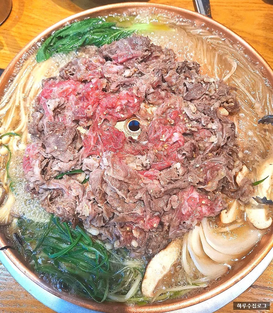 냉면과 곁들이는 한우 생 불고기