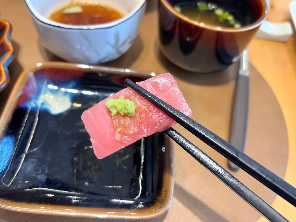 Salmon, shrimp, and other omakase sushi