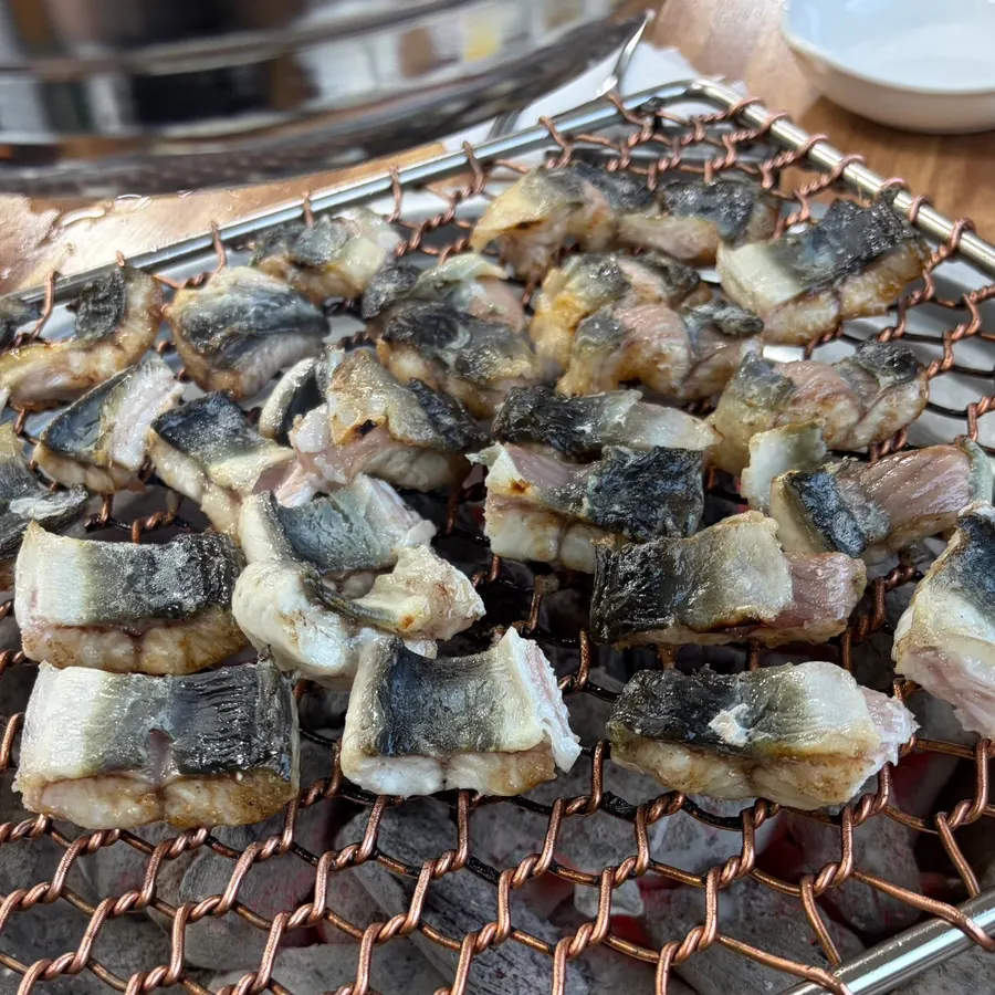 Eel with special sauce and shredded ginger