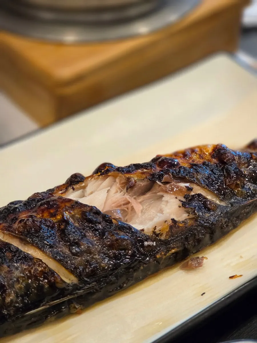 Grilled mackerel with soy sauce