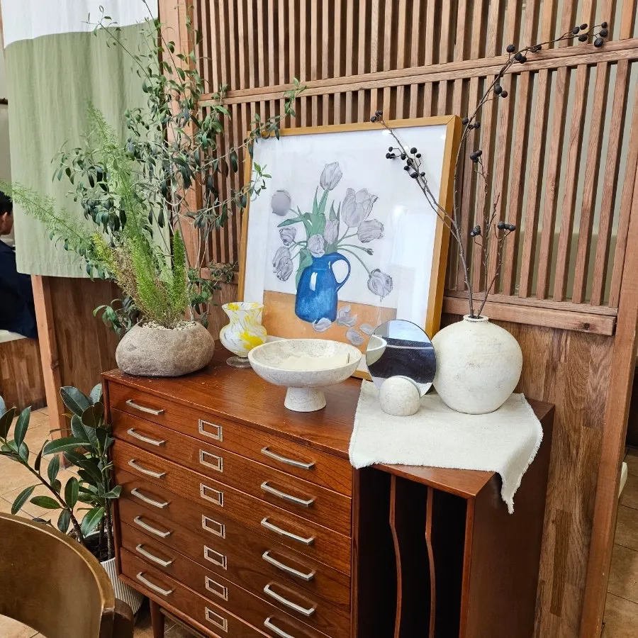 Side dish counter at the Oneul Haru self-serve bar