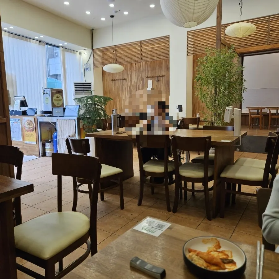 Final shot of the lunch spread at Oneul Haru
