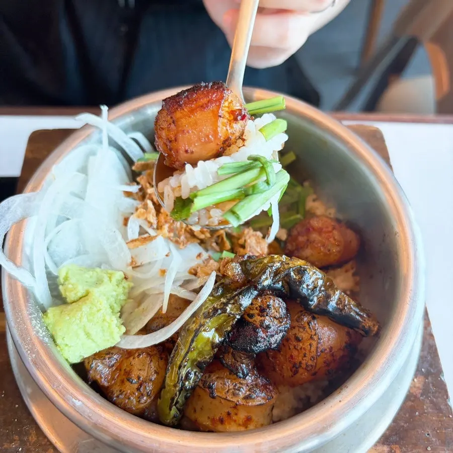 Korean beef intestine pot rice with a smoky char