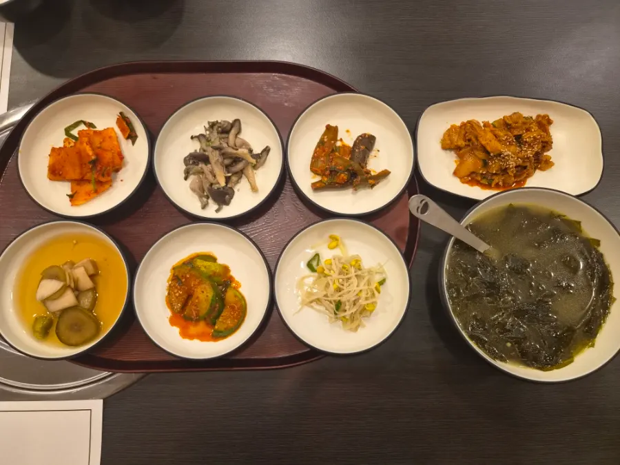 Jeju Badang fish-dish dining area