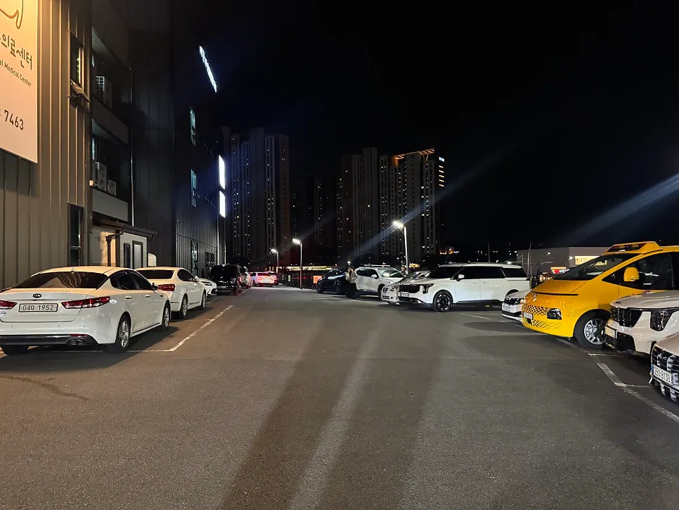 Spacious parking lot in front of Jeju Badang