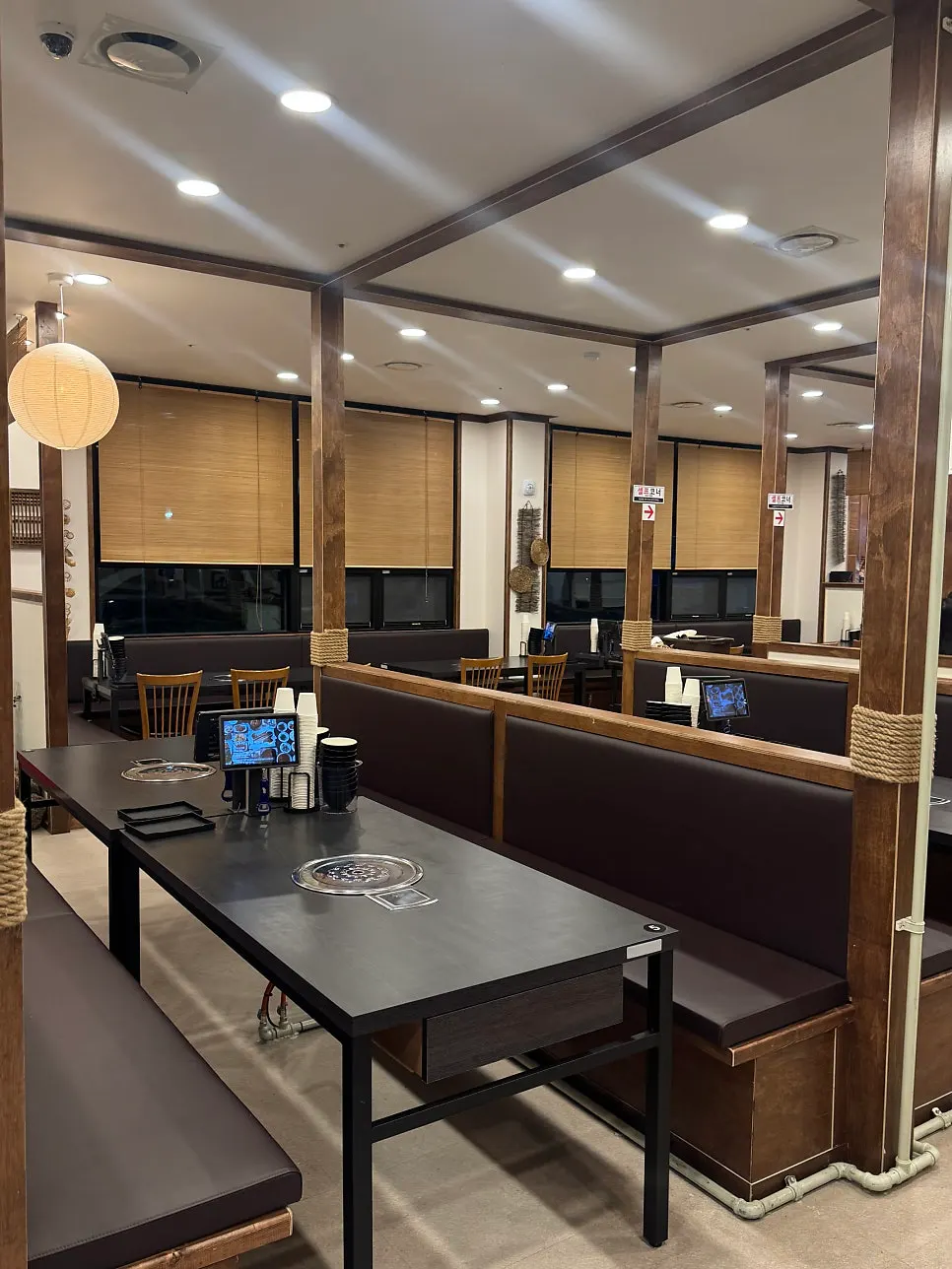 Full view of the interior of Jeju Badang