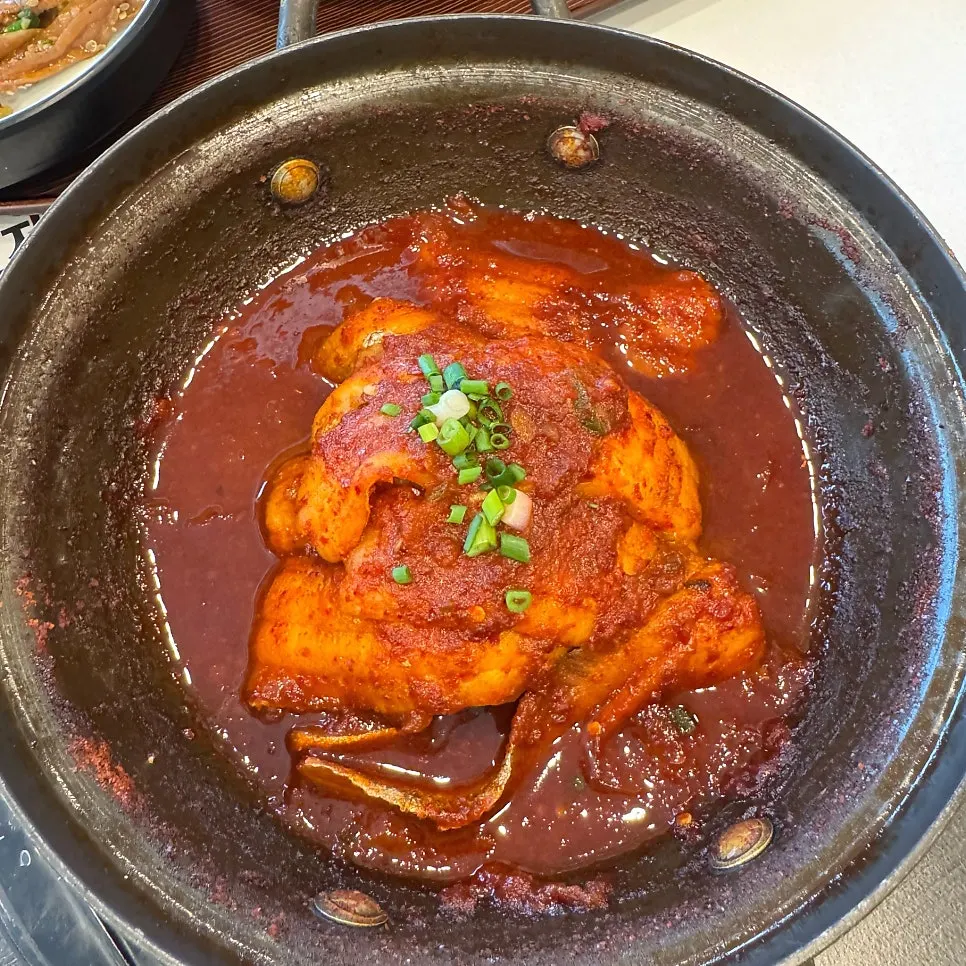 The salad bar corner at Jeju Badang