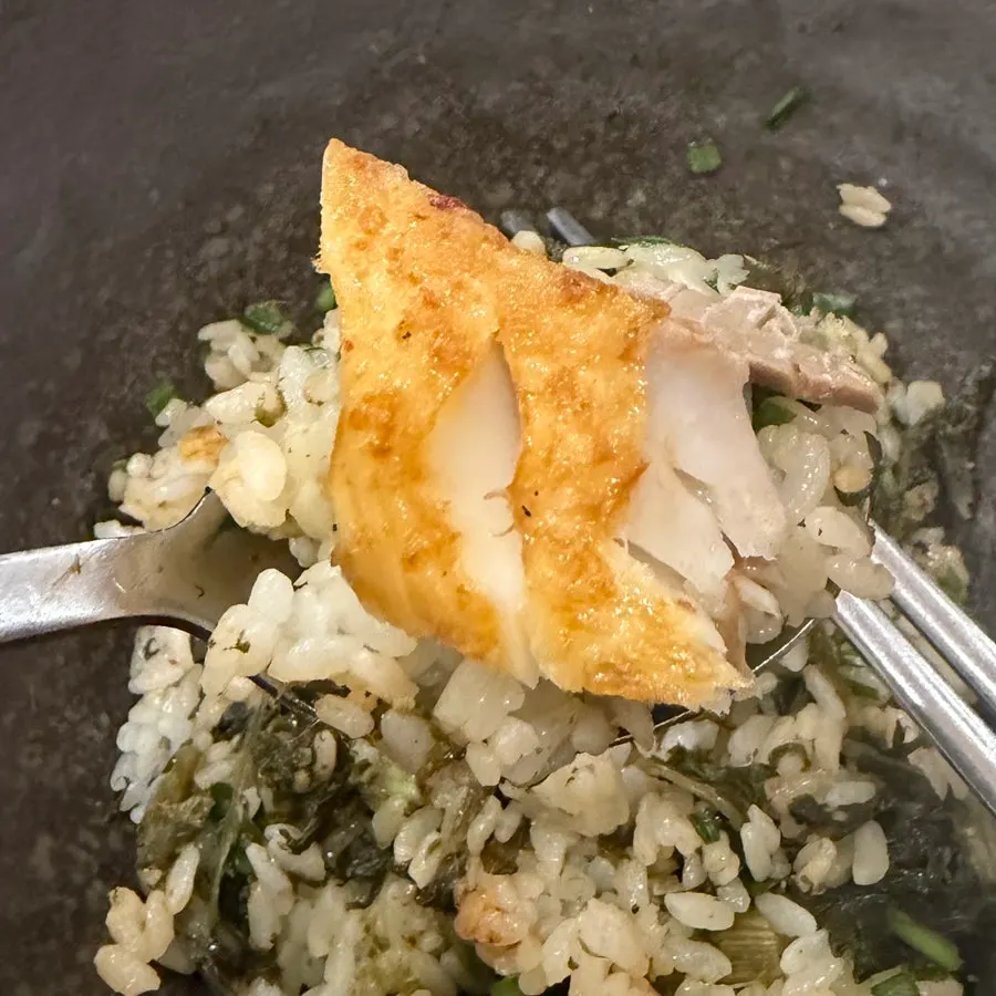 Grilled fish with lemon and wasabi soy sauce