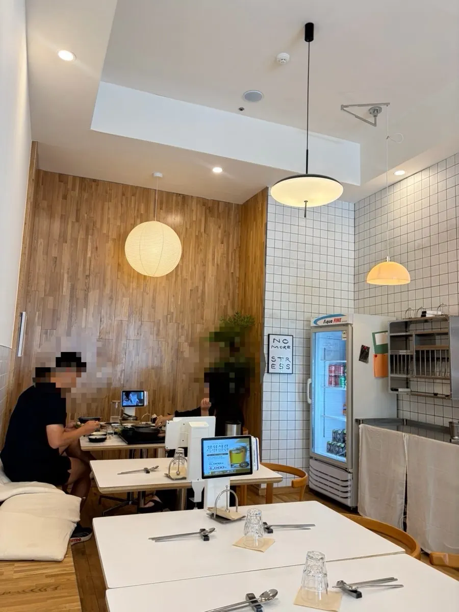 Self-serve bar with tteokbokki and vegetable fritters