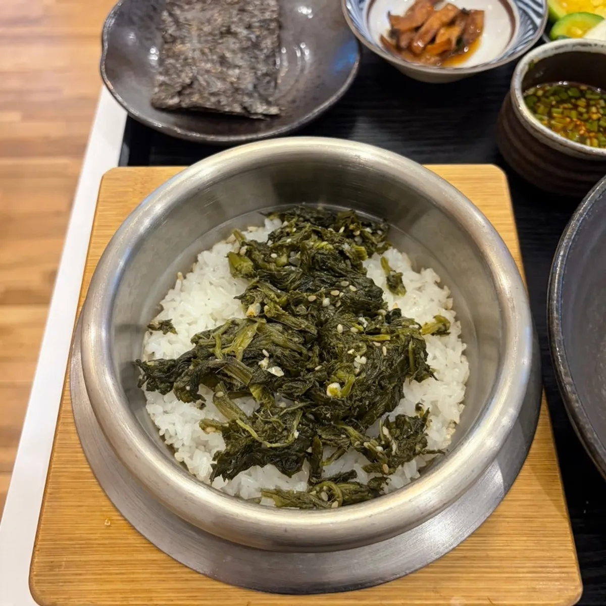 오늘하루 솥밥 정식 한 상