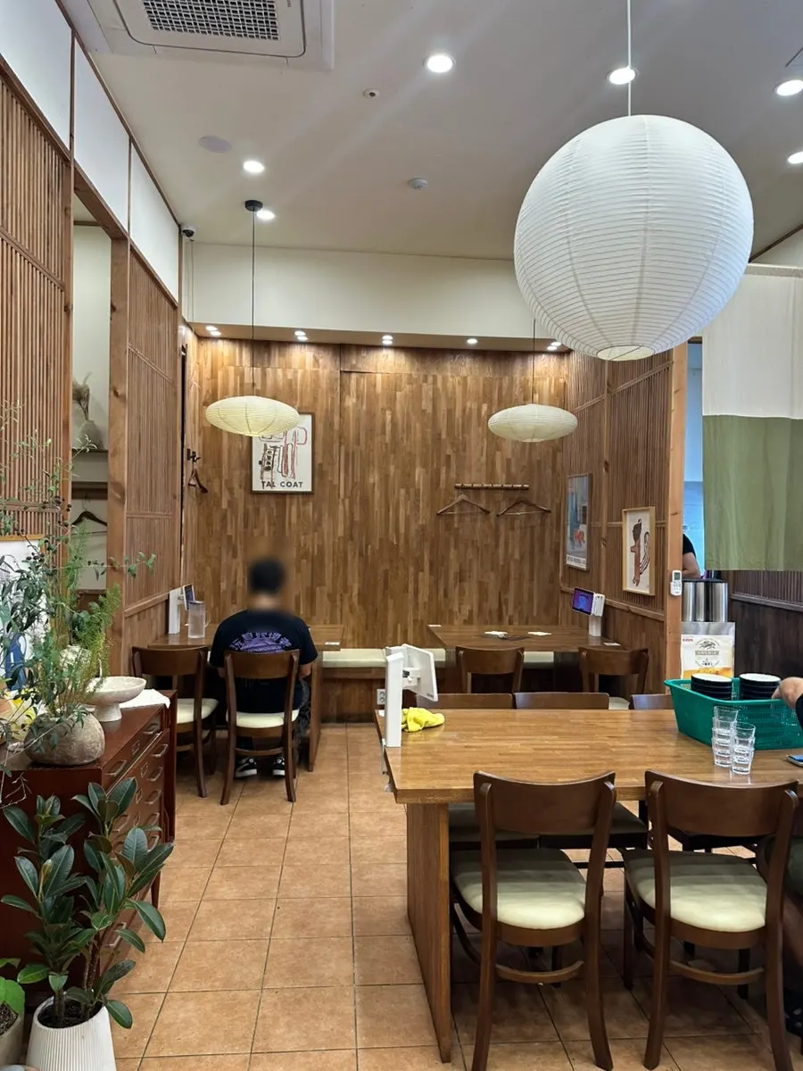 มุมมองโต๊ะที่นั่งของร้าน Oneul Haru